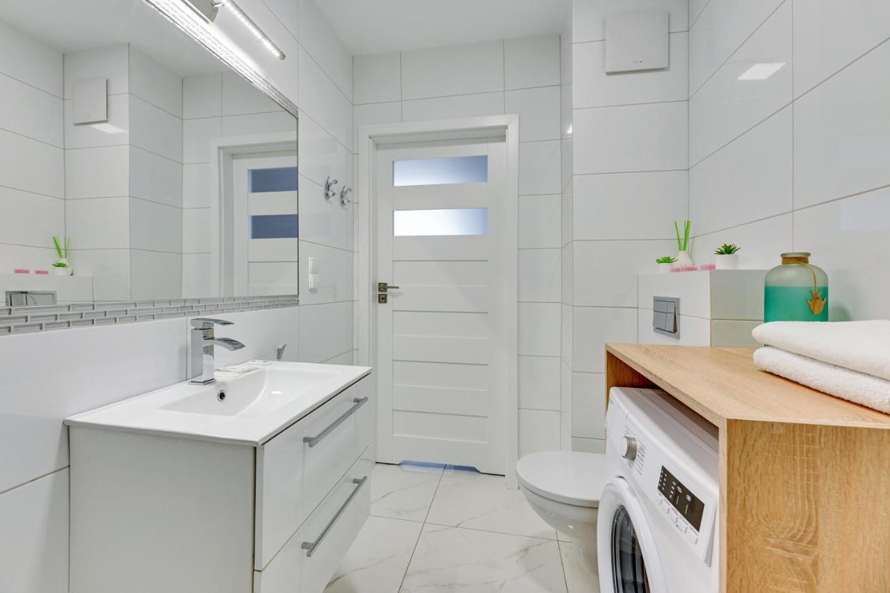 Platinium Nadmorski Dwor Residence Гданьск Экстерьер фото